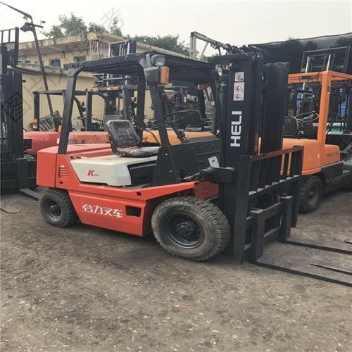 龍口二手合力叉車租賃與銷售，銳飛工程機(jī)械提供專業(yè)叉車解決方案